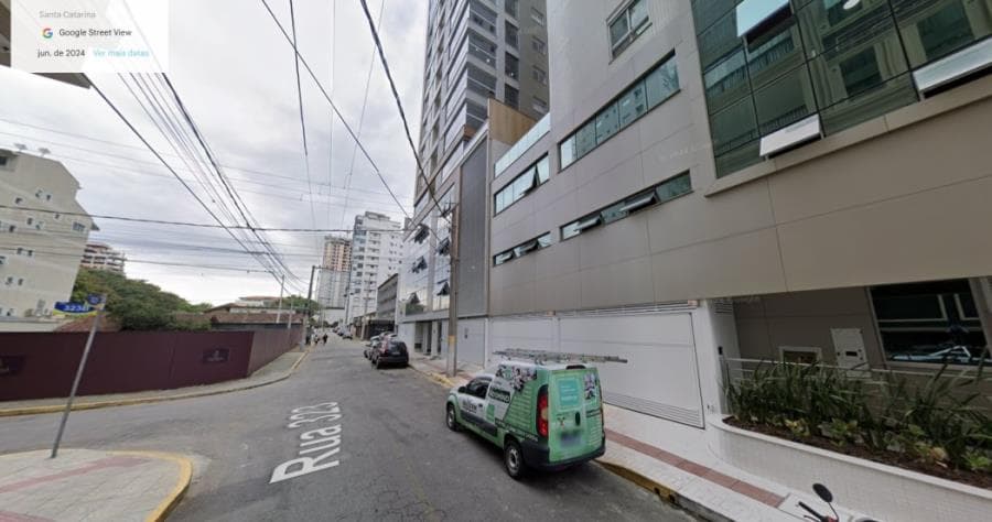 Foto 36 de 36: Apartamento em leilão em Itapema - SC, bairro Meia Praia — Itapema/SC - Meia Praia - Apto frente mar com 373m² Leilão Banco Inter