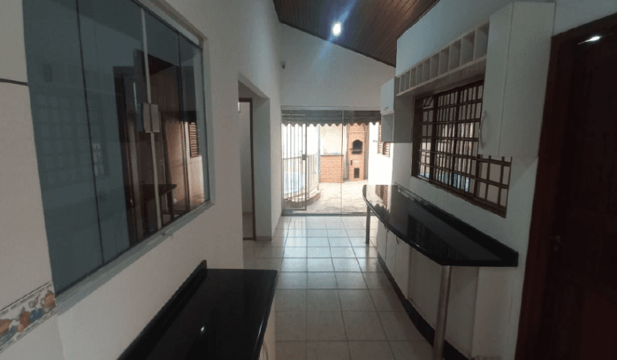 Foto 10 de 21: Casa em leilão em Rondonópolis - MT — Rondonópolis/MT - Jardim Urupes - Casa com 207m² Leilão Banco Inter