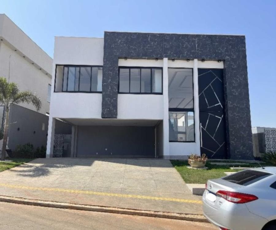 Foto 1 de 44: Casa em leilão em Goiânia - GO — Goiânia/GO - Residencial Goiânia Golfe Clube - Casa com 501m² Leilão Banco Inter