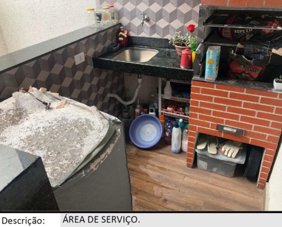 Foto 8 de 14: Casa em leilão em Contagem - MG, bairro Santa Helena — Contagem/MG - Santa Helena - Casa com 119m² Leilão Banco Inter