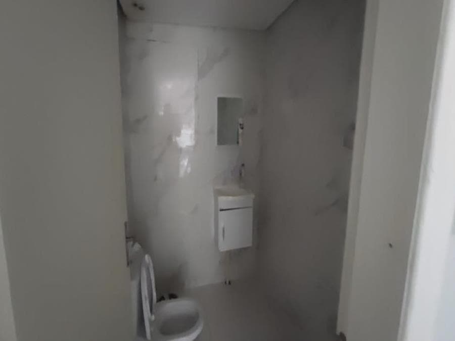 Foto 11 de 41: Casa em leilão em Itajaí - SC, bairro Santa Regina — Itajaí/SC – Espinheiros – Casa com 382m² Leilão Banco Inter