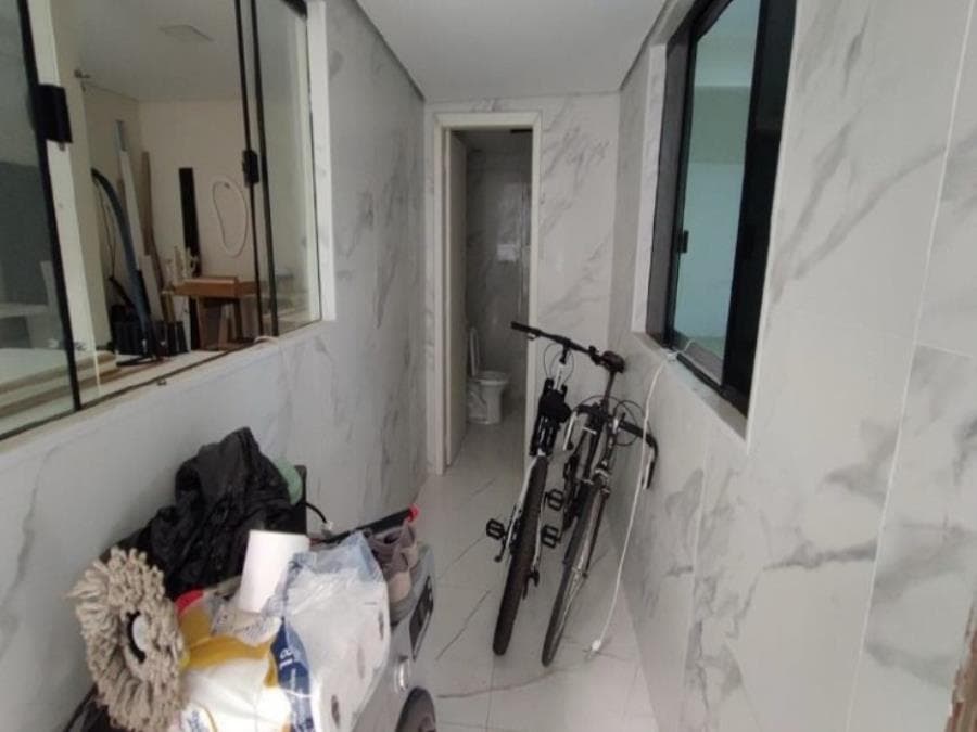 Foto 35 de 41: Casa em leilão em Itajaí - SC, bairro Santa Regina — Itajaí/SC – Espinheiros – Casa com 382m² Leilão Banco Inter