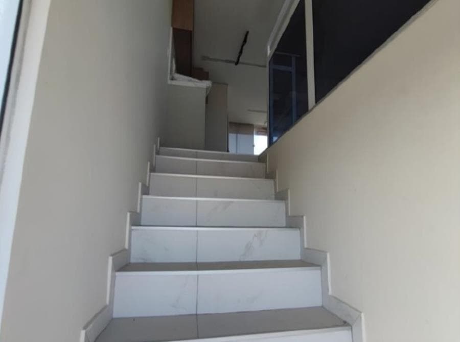 Foto 16 de 41: Casa em leilão em Itajaí - SC, bairro Santa Regina — Itajaí/SC – Espinheiros – Casa com 382m² Leilão Banco Inter
