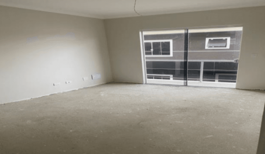 Foto 14 de 23: Comercial em leilão em Curitiba - PR — Curitiba/PR – Cidade Industrial – Casa com 138m² Leilão Banco Inter