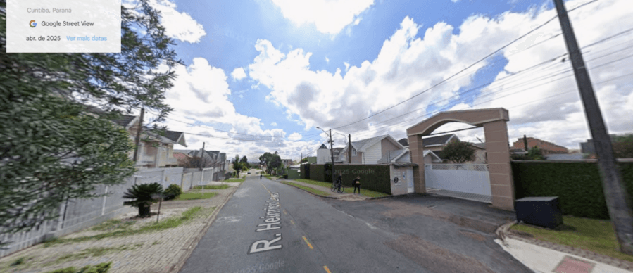 Foto 21 de 22: Casa em leilão em Curitiba - PR — Curitiba/PR - Xaxim - Casa com 363m² Leilão Banco Inter