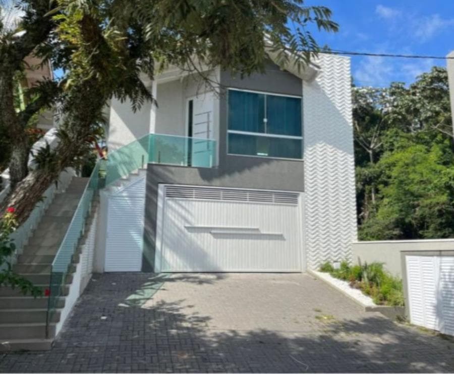 Foto 1 de 22: Casa em leilão em Mogi Das Cruzes - SP, bairro Capelinha — Mogi das Cruzes/SP - Itapeti - Casa com 188m² Leilão Banco Inter