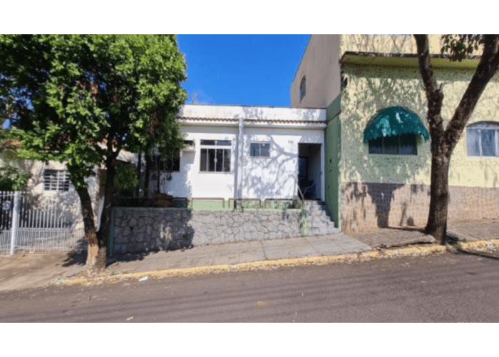 Foto 1 de 28: Comercial em leilão em Jacarezinho - PR — Jacarezinho/PR – Centro – Prédio Comercial com 131m² Leilão Banco Inter