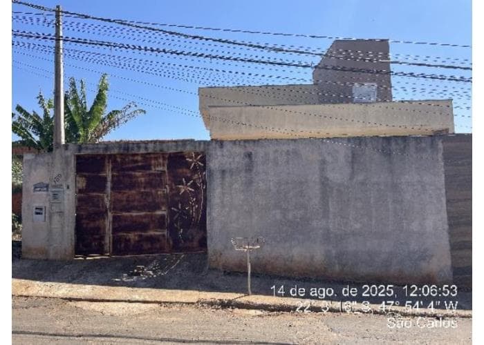 Casa em leilão em São Carlos - SP — São Carlos/SP – Cidade Aracy – Casa com 66m² Leilão Caixa Econômica