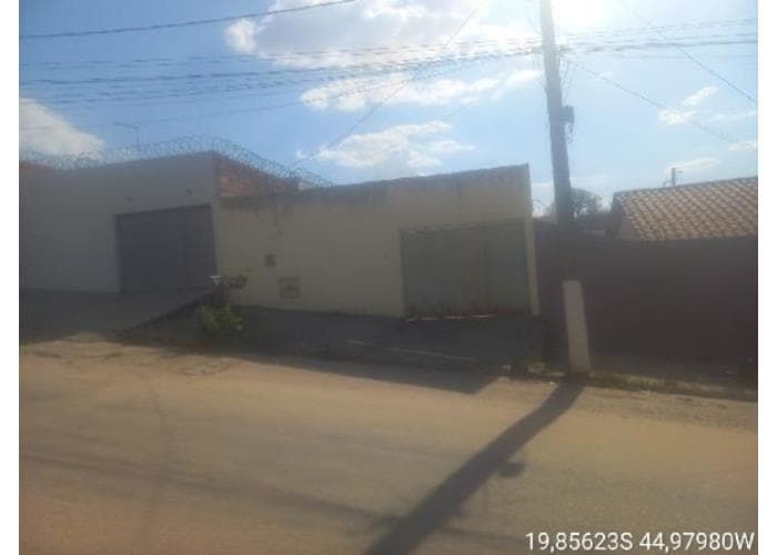 Casa em leilão em Nova Serrana - MG — Nova Serrana/MG - LINCOLN NOGUEIRA - Casa com 69m² Leilão Caixa Econômica