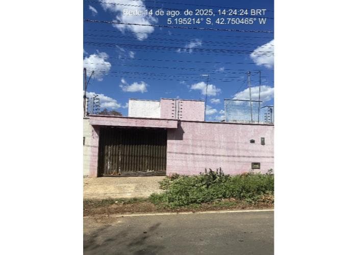 Casa em leilão em Teresina - PI — TERESINA/PI - ESPLANADA - Casa com 70m² Leilão Caixa Econômica