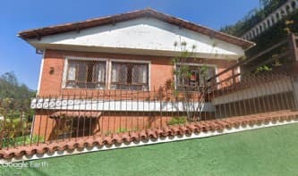 Casa em leilão em Petrópolis - RJ — CASA EM PETRÓPOLIS/RJ