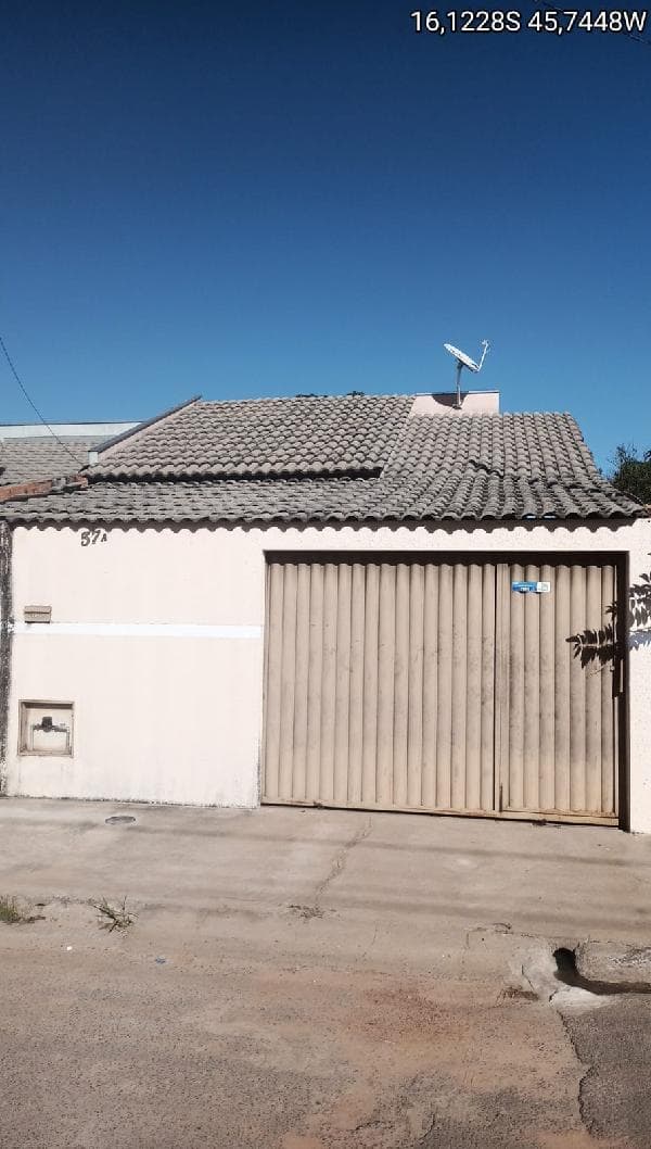 Casa em leilão em Urucuia - MG — LEILÃO CAIXA Nº 0036-0225