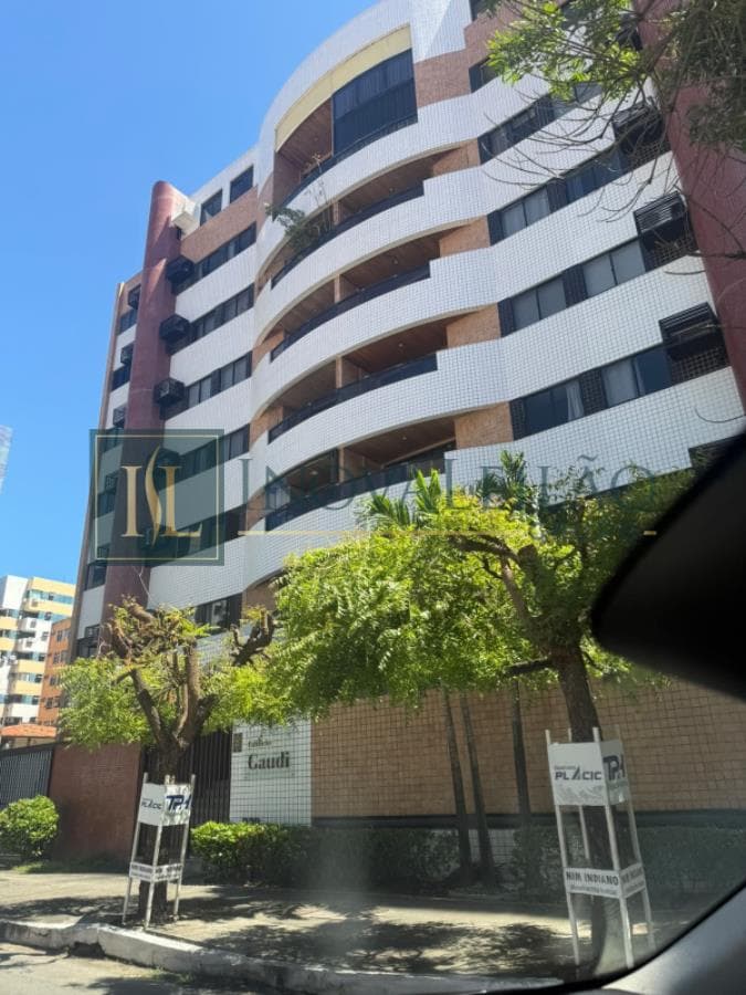 Foto 1 de 3: Apartamento em leilão em Maceió - AL, bairro Ponta Verde — Aptº 201, c/ 110,64m², 04qtos - Ponta Verde / AL Imóvel c/ 110,64m², na Ponta Verde / AL