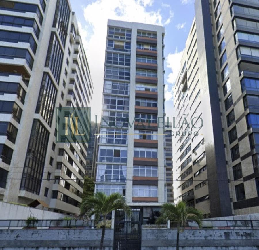 Foto 1 de 3: Apartamento em leilão em Recife - PE, bairro Boa Viagem — Aptº 12 c/ 118,00m², 03qtos c/dep., na Av .Boa Viagem Imóvel c/ 118,00m², na Av. Boa Viagem