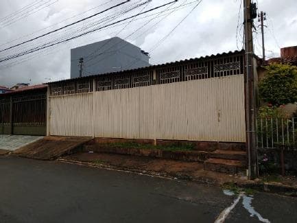 Foto 1 de 3: Terreno em leilão em Brasília - DF, bairro Recanto das Emas — Leilão Da 21ª Vara Do Trabalho De Brasília - Df - 0000548-02.2016.5.10.0021