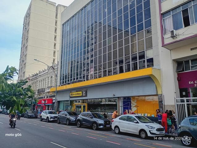 Foto 3 de 11: Comercial em leilão em Rio De Janeiro - RJ, bairro Catete — ID72887 RIO DE JANEIRO (RJ) RUA DO CATETE