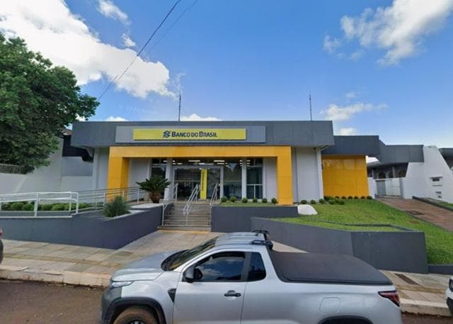 Foto 1 de 2: Comercial em leilão em Colorado - RS, bairro Centro — ID75232 COLORADO (RS)
