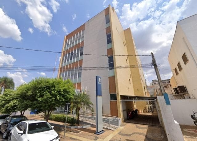 Foto 2 de 2: Comercial em leilão em Catanduva - SP, bairro Centro — ID72915 CATANDUVA (SP)