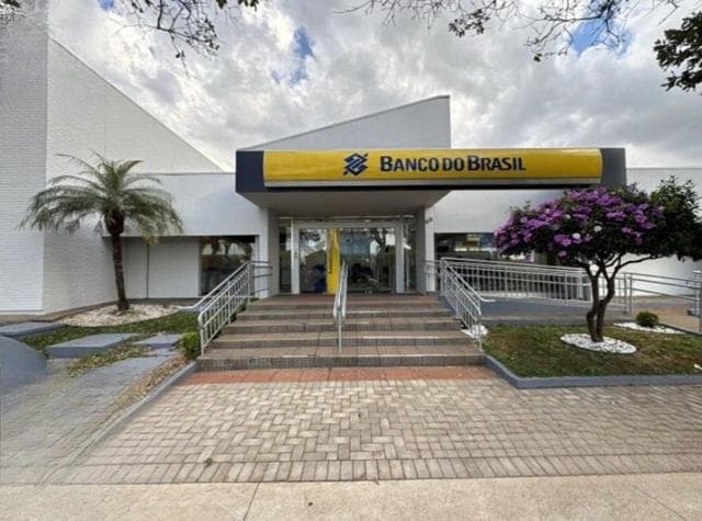Comercial em leilão em Araruna - PR — ID74636 ARARUNA (PR)