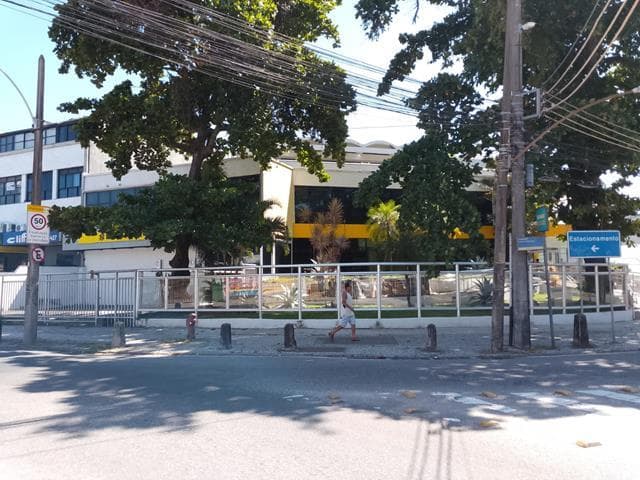 Foto 3 de 8: Comercial em leilão em Rio De Janeiro - RJ, bairro Barra da Tijuca — ID76269 RIO DE JANEIRO (RJ) - Barra da Tijuca