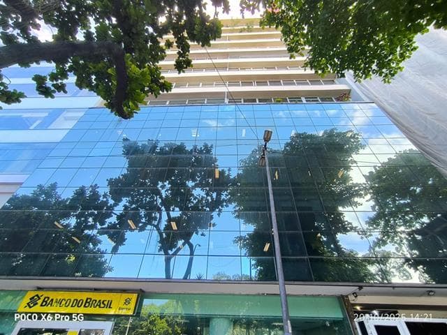 Foto 2 de 8: Comercial em leilão em Rio De Janeiro - RJ, bairro Botafogo — ID74487 RIO DE JANEIRO (RJ) - Botafogo