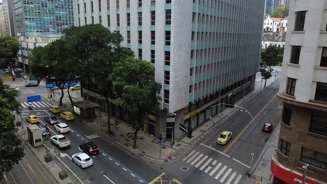 Foto 1 de 8: Comercial em leilão em Rio De Janeiro - RJ, bairro Centro — ID76268 RIO DE JANEIRO (RJ) - Avenida Rio Branco