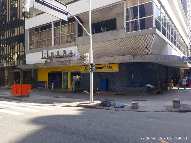 Foto 4 de 9: Comercial em leilão em Rio De Janeiro - RJ, bairro Copacabana — ID74490 RIO DE JANEIRO (RJ) - Nossa Senhora de Copacabana