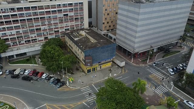 Foto 5 de 10: Comercial em leilão em Volta Redonda - RJ, bairro Vila Santa Cecília — ID74466 VOLTA REDONDA (RJ)
