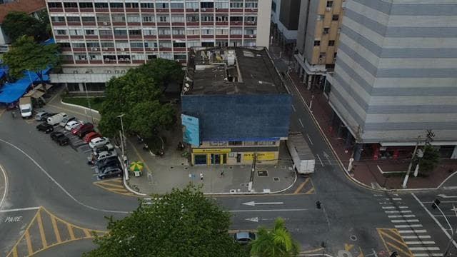 Foto 9 de 10: Comercial em leilão em Volta Redonda - RJ, bairro Vila Santa Cecília — ID74466 VOLTA REDONDA (RJ)