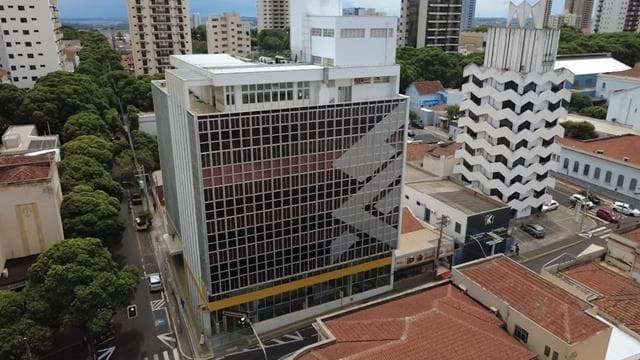 Foto 2 de 11: Comercial em leilão em Araraquara - SP, bairro Centro — ID72888 ARARAQUARA (SP)