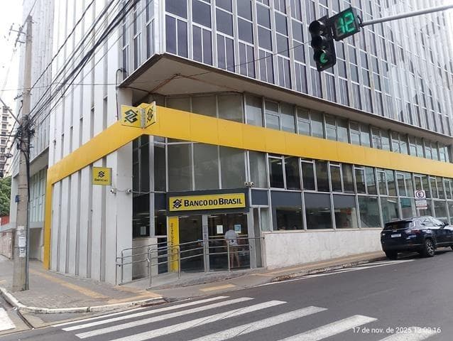 Foto 5 de 11: Comercial em leilão em Araraquara - SP, bairro Centro — ID72888 ARARAQUARA (SP)