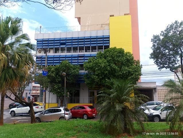 Foto 2 de 7: Comercial em leilão em Araraquara - SP, bairro Centro — ID79228 ARARAQUARA (SP) - Av. Brasil