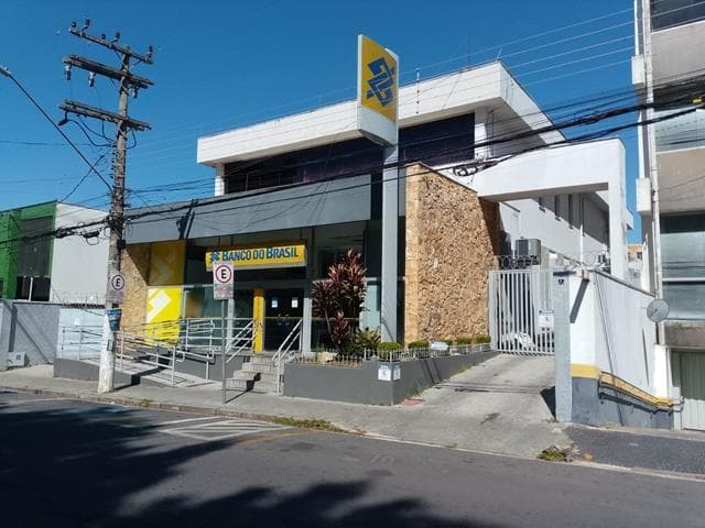 Foto 8 de 10: Comercial em leilão em Atibaia - SP, bairro Centro — ID74646 ATIBAIA (SP) - Praça Aprigio de Toledo