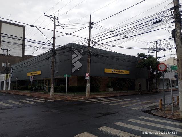 Foto 4 de 9: Comercial em leilão em Indaiatuba - SP, bairro Centro — ID79611 INDAIATUBA (SP) Descrição legal: Imóvel Urbano: Prédio Comercial, situado na Rua Bernardino de Campos, 555, Centro, Indaiatuba (SP). Melhor descrito na Matrícula 958 do CRI de Indaiatuba (SP).