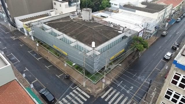 Foto 5 de 9: Comercial em leilão em Indaiatuba - SP, bairro Centro — ID79611 INDAIATUBA (SP) Descrição legal: Imóvel Urbano: Prédio Comercial, situado na Rua Bernardino de Campos, 555, Centro, Indaiatuba (SP). Melhor descrito na Matrícula 958 do CRI de Indaiatuba (SP).