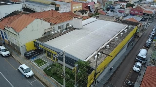 Foto 3 de 13: Comercial em leilão em Itatiba - SP, bairro Centro — ID79357 ITATIBA (SP) Descrição legal: Imóvel Urbano: Prédio Comercial, situado na Rua Dr. Aguiar Pupo, 204, Centro, Itatiba (SP). Melhor descrito na Matrícula 61748 do CRI de Itatiba (SP). a) Do imóve