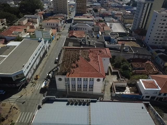 Foto 9 de 11: Comercial em leilão em Itatiba - SP, bairro Centro — ID75470 ITATIBA - FRANCISCO GLICERIO (SP) Descrição legal: Imóvel Urbano: Prédio Comercial , situado Rua Francisco Glicério, 421, Centro, Itatiba (SP). Melhor descrito na Matrícula 73900 do CRI de Ita