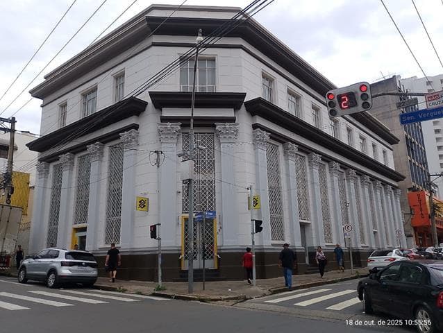 Foto 6 de 7: Comercial em leilão em Limeira - SP, bairro Centro — ID79348 LIMEIRA (SP) Descrição legal: Imóvel Urbano: Prédio Comercial situado na Pça. Toledo de Barros, 120, Centro, Limeira - SP. Melhor descrito na Matrícula 14.558 do 2° CRI de Limeira ? SP. a) Do