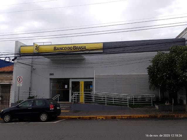 Foto 6 de 7: Comercial em leilão em Limeira - SP, bairro Centro — ID79980 LIMEIRA (SP) ? (11 de junho) Descrição legal: Imóvel Urbano: Prédio Comercial situado na Rua 11 de Junho, 285, Centro, Limeira - SP. Melhor descrito na Matrícula 1045 do 1° CRI de Limeira ? SP