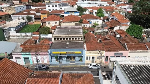 Foto 7 de 10: Comercial em leilão em São Simão - SP — ID2961 SÃO SIMÃO UF (SP) Descrição legal: Imóvel Urbano: Prédio Comercial, situado na Rua Deodoro da Fonseca 1001, São Simão (SP). Melhor descrito na Matrícula do 136 do CRI de São Simão (SP). a) Do i