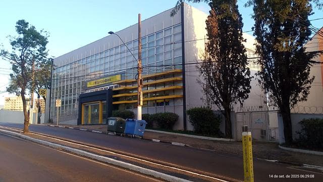 Foto 4 de 7: Comercial em leilão em Valinhos - SP, bairro Centro — ID75483 VALINHOS (SP) Descrição legal: Imóvel Urbano: Prédio Comercial situado na Avenida XV de novembro, 70, Centro, Valinhos (SP). Melhor descrito nas Transcrições 72686 e 72687 do 1° CRI de Campina
