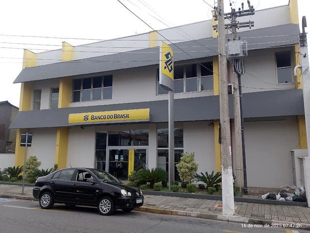 Foto 8 de 8: Comercial em leilão em Vinhedo - SP, bairro Centro — ID75881 VINHEDO (SP) Descrição legal: Imóvel Urbano: Prédio Comercial, situado na Rua Nove de Julho, 385, Centro, Vinhedo (SP). Melhor descrito na Matrícula 20175 do CRI de Vinhedo (SP). a) Do imóvel