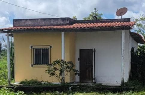 Foto 1 de 3: Casa em leilão em Monção - MA — ID91335 MONÇÃO (MA) Descrição legal: Imóvel Urbano, Casa residencial, situada na Rua Antonilson Coelho Costa, Loteamento Nova Monção, município de Monção - MA. Melhor descrito na matrícula nº 2294 do