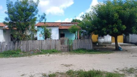 Foto 3 de 3: Casa em leilão em Monção - MA, bairro Centro — ID91357 MONÇÃO (MA) Descrição legal: Imóvel Urbano Residencial, Casa situada na Rua Presidente Vargas, nº 02, Lote 02, Centro, Município de Monção - MA. Melhor descrito na matrícula nº 2438 do Cartóri