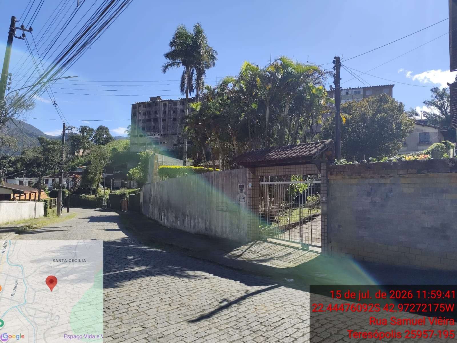 Foto 1 de 3: Casa em leilão em Teresópolis - RJ, bairro Caxangá — ID1223 RIO DE JANEIRO (RJ) Descrição legal: Imóvel Urbano Residencial, situado na Rua Samuel Vieira, nº 303, Bairro Caxangá, município de Teresópolis - RJ. Melhor descrito na matrícula nº 12882 do 1º