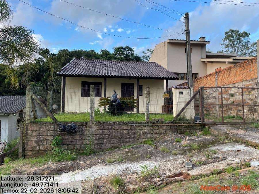 Foto 1 de 3: Casa em leilão em Torres - RS, bairro Vila São João — ID3267 TORRES (RS) Descrição legal: Imóvel Urbano Residencial, situado na Rua Dionel Ferro, nº 277, Vila São João, município de Torres - RS. Melhor descrito na matrícula nº 38426 do Registro Geral de