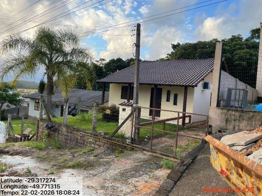Foto 3 de 3: Casa em leilão em Torres - RS, bairro Vila São João — ID3267 TORRES (RS) Descrição legal: Imóvel Urbano Residencial, situado na Rua Dionel Ferro, nº 277, Vila São João, município de Torres - RS. Melhor descrito na matrícula nº 38426 do Registro Geral de