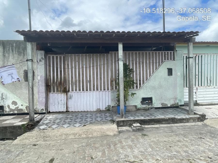 Foto 1 de 3: Casa em leilão em Capela - SE, bairro Aeroporto — ID97923 CAPELA (SE) Descrição legal: Imóvel Urbano Residencial, Casa situada na Rua Projetada "A", nº 146, Lote 26, Quadra A, Bairro Aeroporto, município de Capela - SE. Melhor descrito na Matrícula n