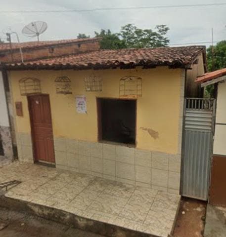 Casa em leilão em Governador Archer - MA, bairro Centro — Nº DO BEM: 515824784 GOVERNADOR ARCHER (MA) Descrição: IMÓVEL DE MATRÍCULA 1813 DO OFÍCIO ÚNICO DE GOVERNADOR ARCHER-MA, ASSIM DESCRITO: Casa, com área construída de 68,50m² e respectivo terreno com á