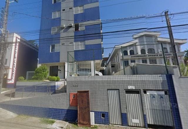 Apartamento em leilão em Joinville - SC, bairro Bom Retiro — Nº DO BEM: 536272505 JOINVILLE (SC) Descrição: IMÓVEL DE MATRÍCULA 108261 DO 1º OFÍCIO DE REGISTRO DE IMÓVEIS DE JOINVILLE-SC, ASSIM DESCRITO: Apartamento nº 202, com área privativa de 59,53m², e com